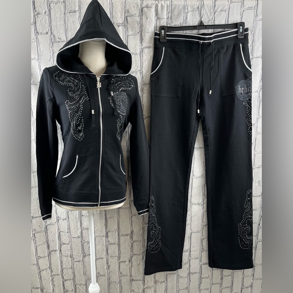 BCBG Maxazria Size:L WomenHoodie/Pants  Phinestone Detail Shimmer Thread Outline - Picture 16 of 16